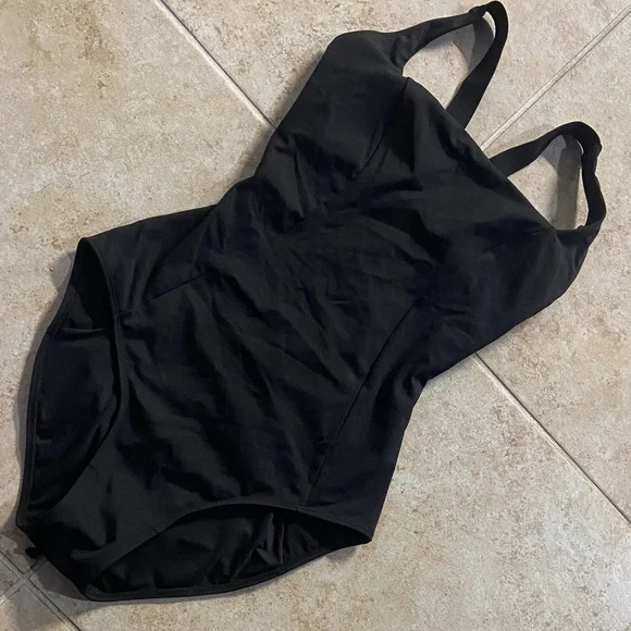 TA3 size M Squarey Black Swimsuit - Picture 7 of 12
